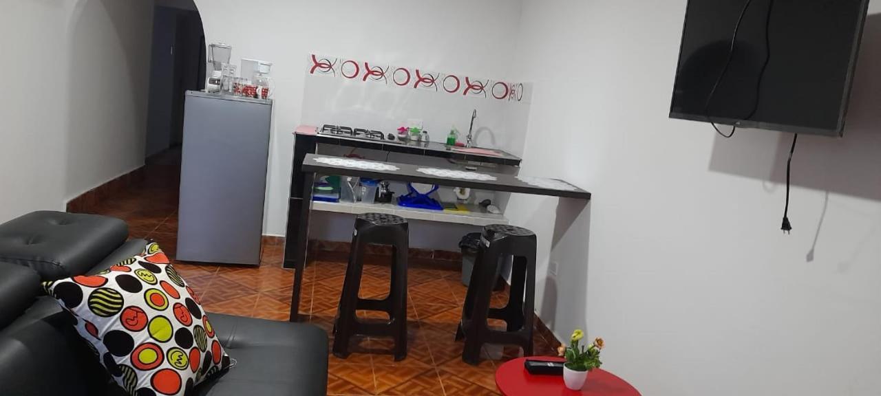 Apartaestudios El Jardin 2 Cali Habitación foto