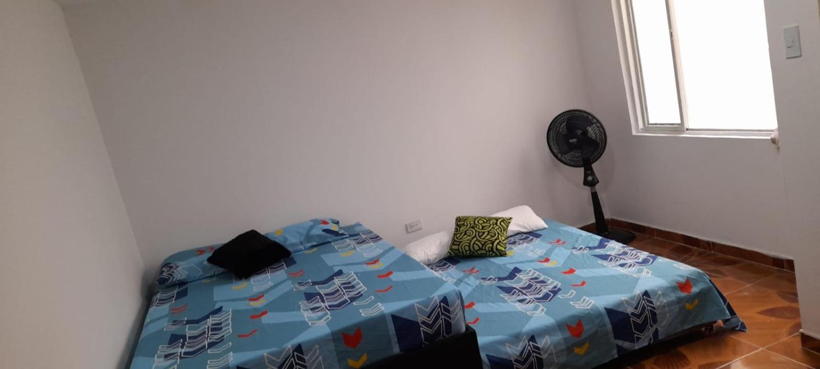 Apartaestudios El Jardin 2 Cali Habitación foto